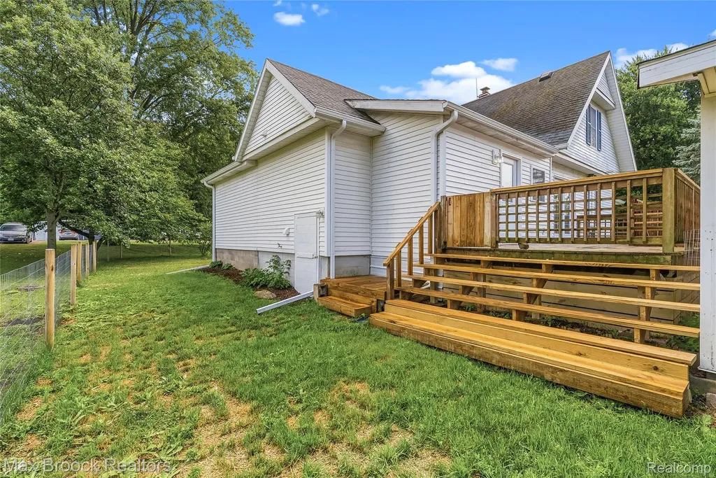 6029 Walnut Street Kingston Village MI 48741