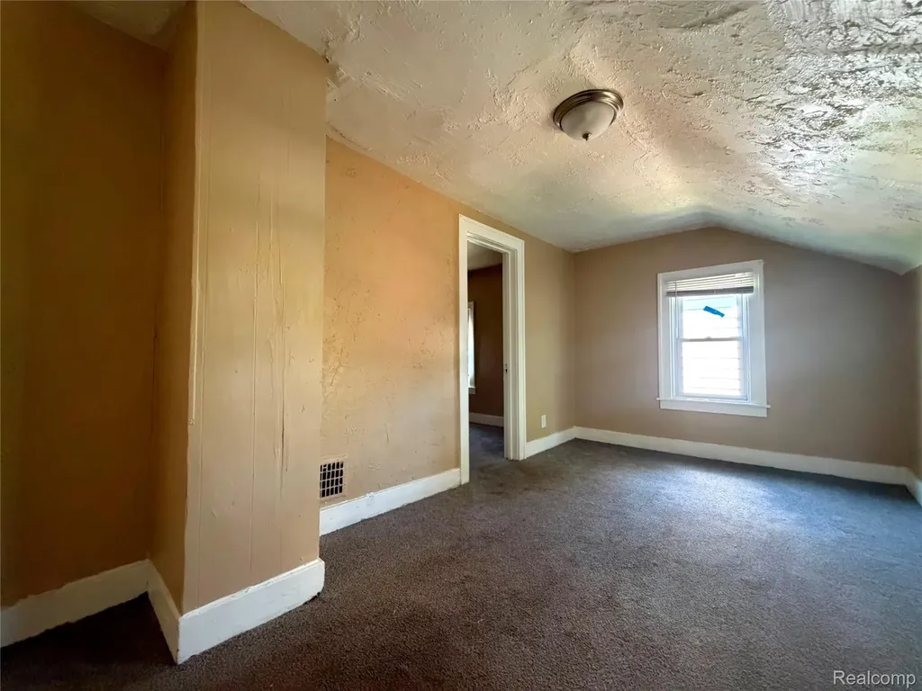 10044 Whitcomb Street Detroit City MI 48227