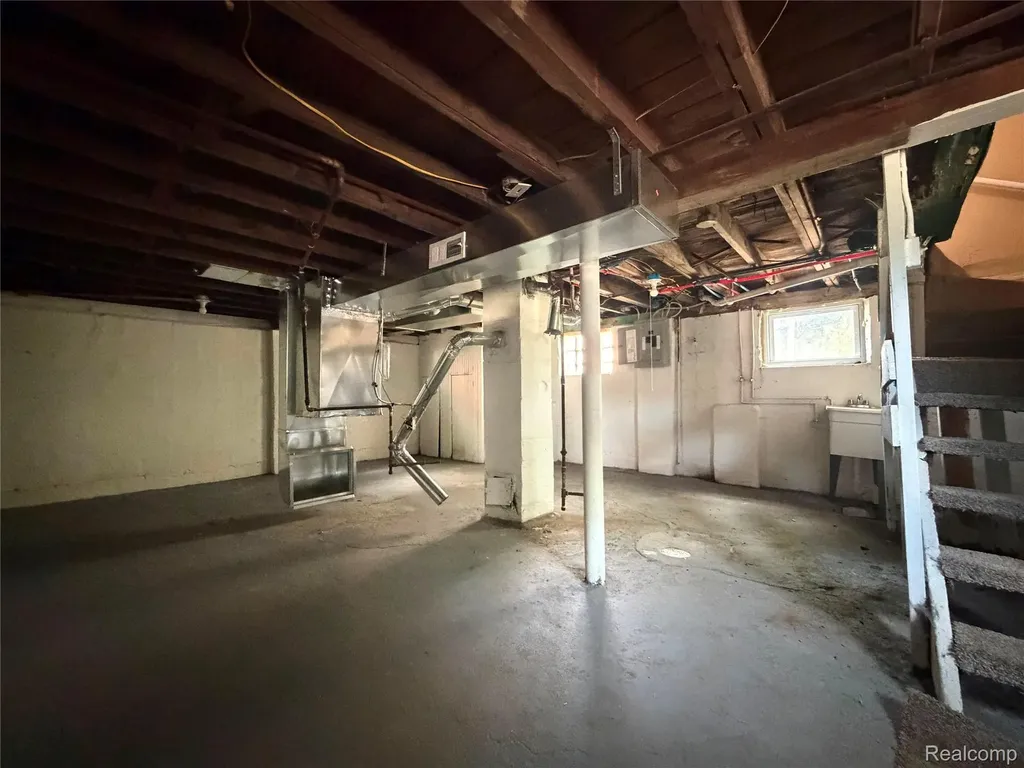 10044 Whitcomb Street Detroit City MI 48227