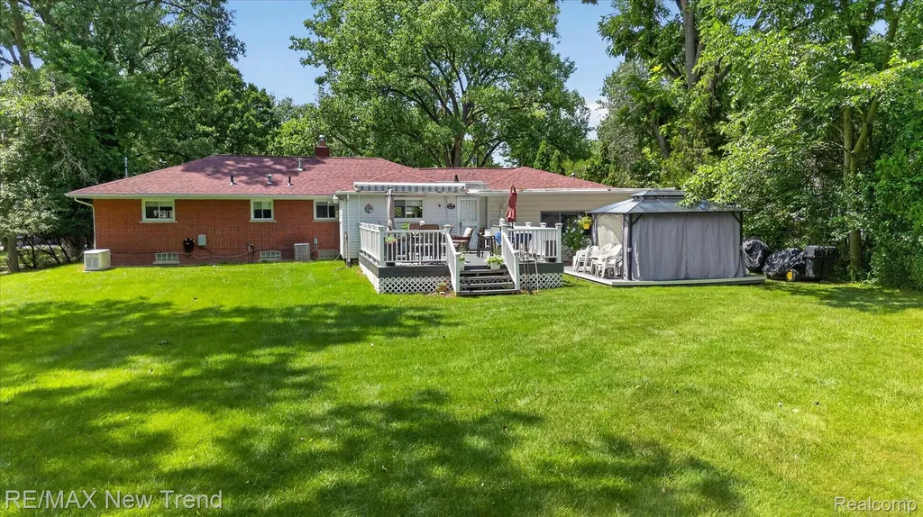 24414 Lois Lane Southfield City MI 48075