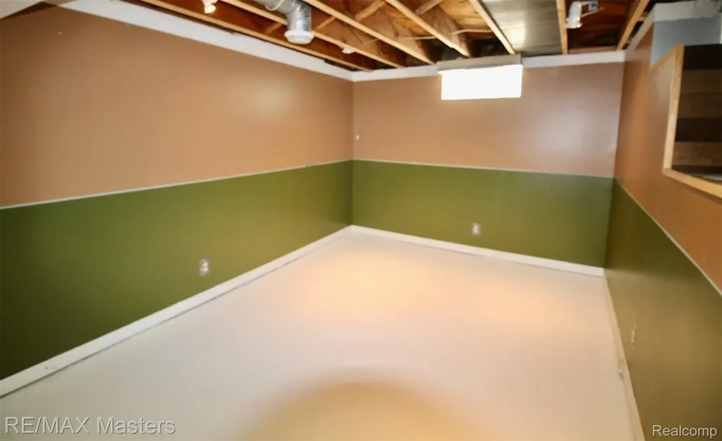 14727 Windermere Street Southgate City MI 48195