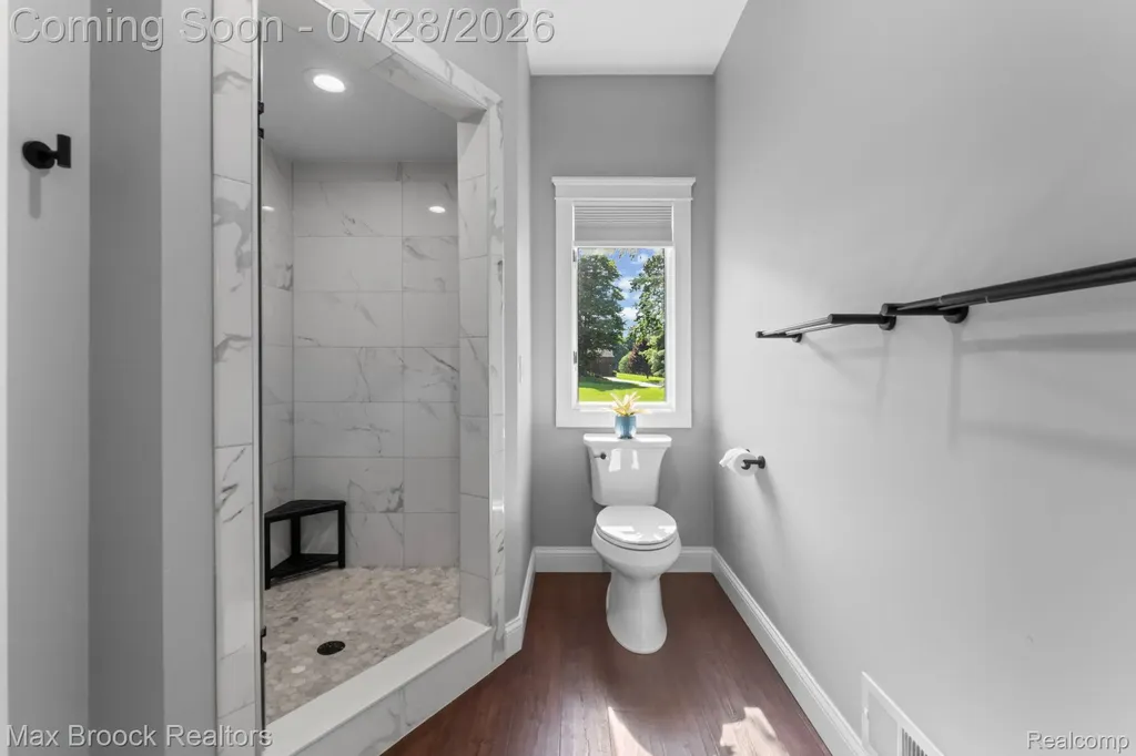 6827 Strawberry Lane Independence Charter Township MI 48348