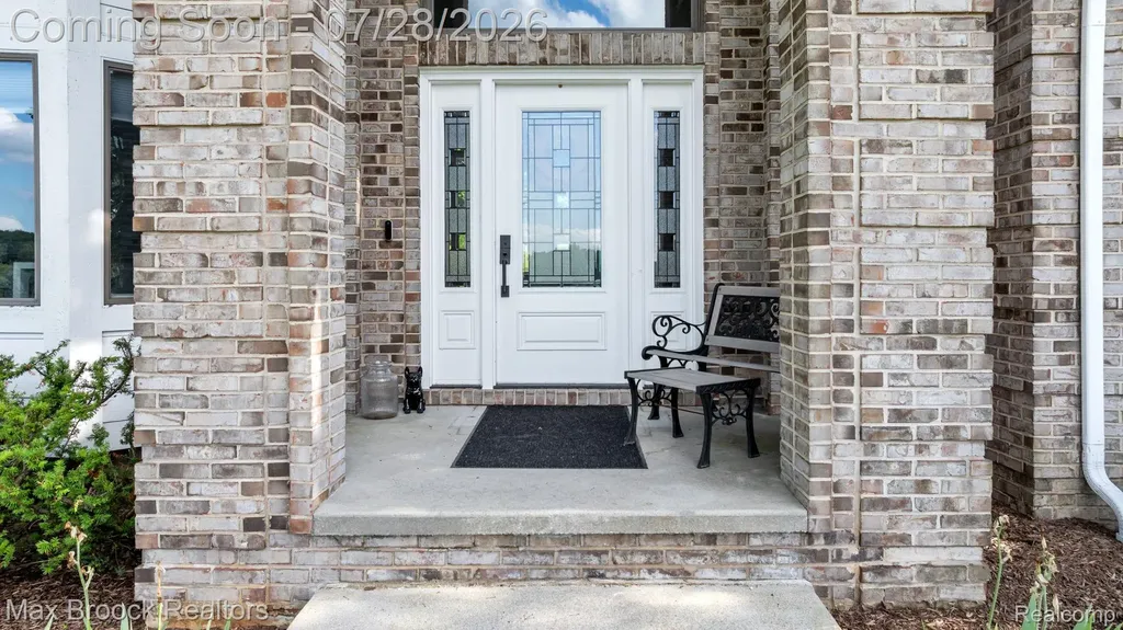 6827 Strawberry Lane Independence Charter Township MI 48348
