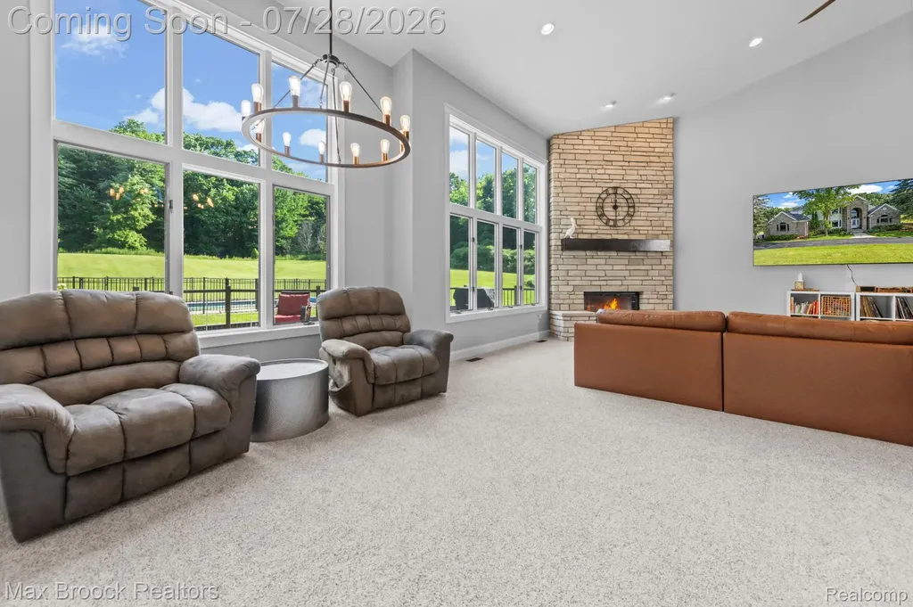 6827 Strawberry Lane Independence Charter Township MI 48348