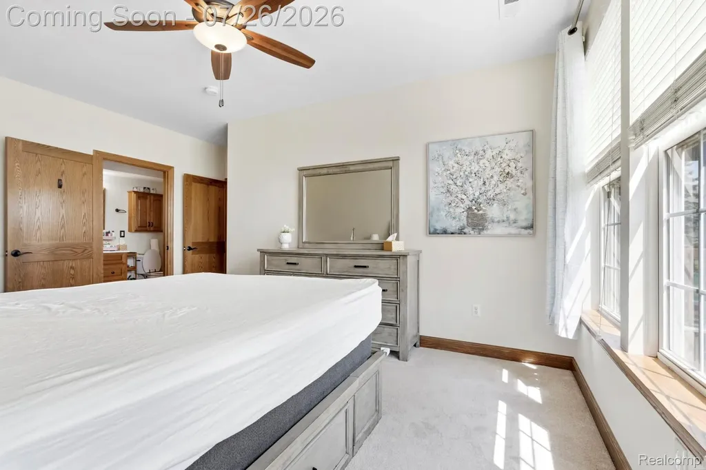 26657 Kirkway Drive Woodhaven City MI 48183