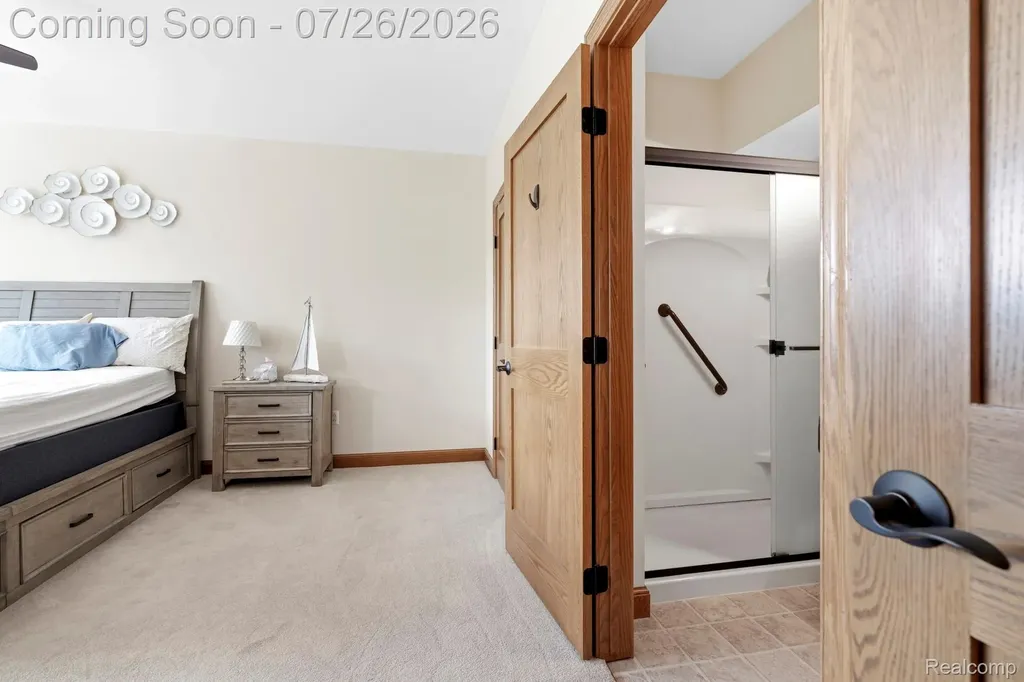 26657 Kirkway Drive Woodhaven City MI 48183
