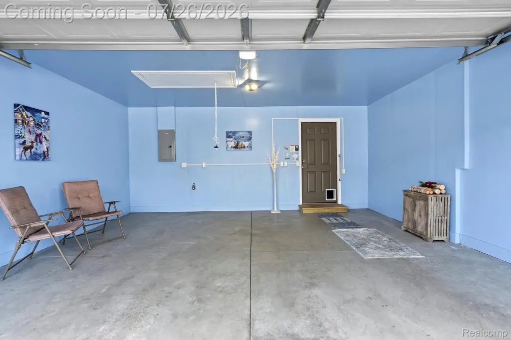 26657 Kirkway Drive Woodhaven City MI 48183