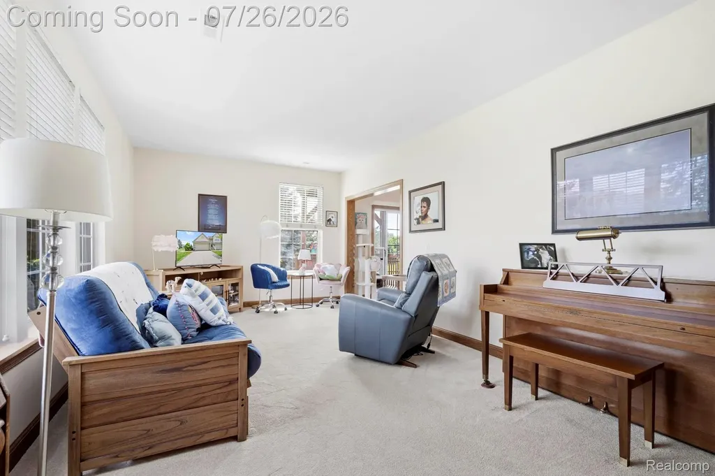 26657 Kirkway Drive Woodhaven City MI 48183