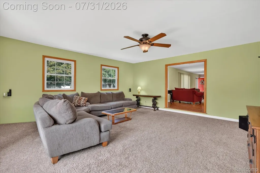 25650 Glamorgan Novi City MI 48374