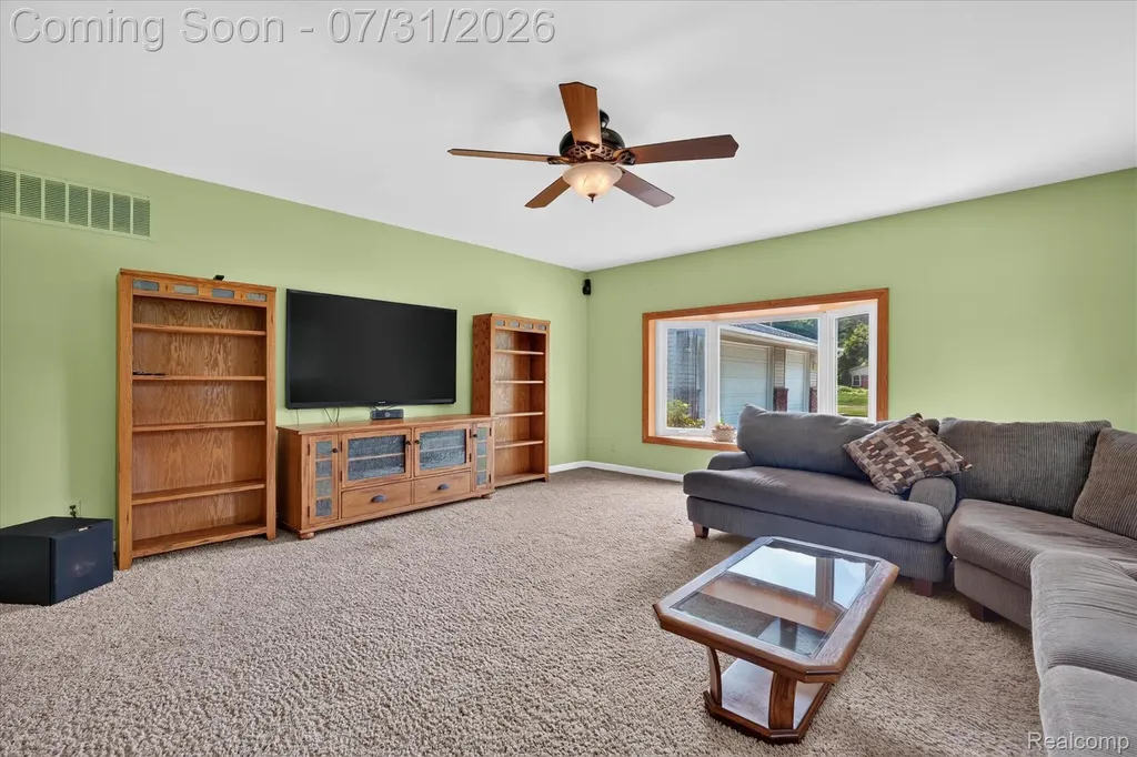 25650 Glamorgan Novi City MI 48374