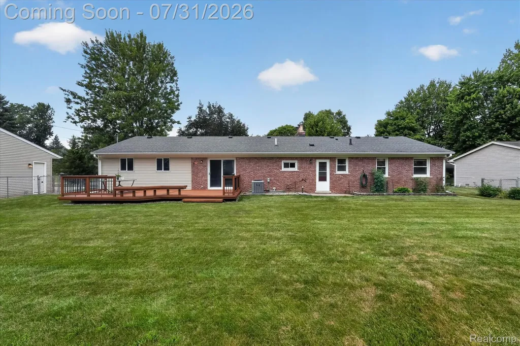 25650 Glamorgan Novi City MI 48374