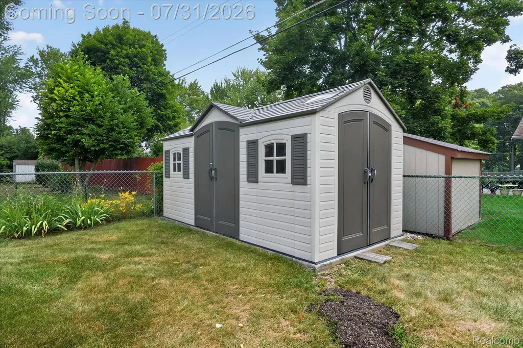 25650 Glamorgan Novi City MI 48374