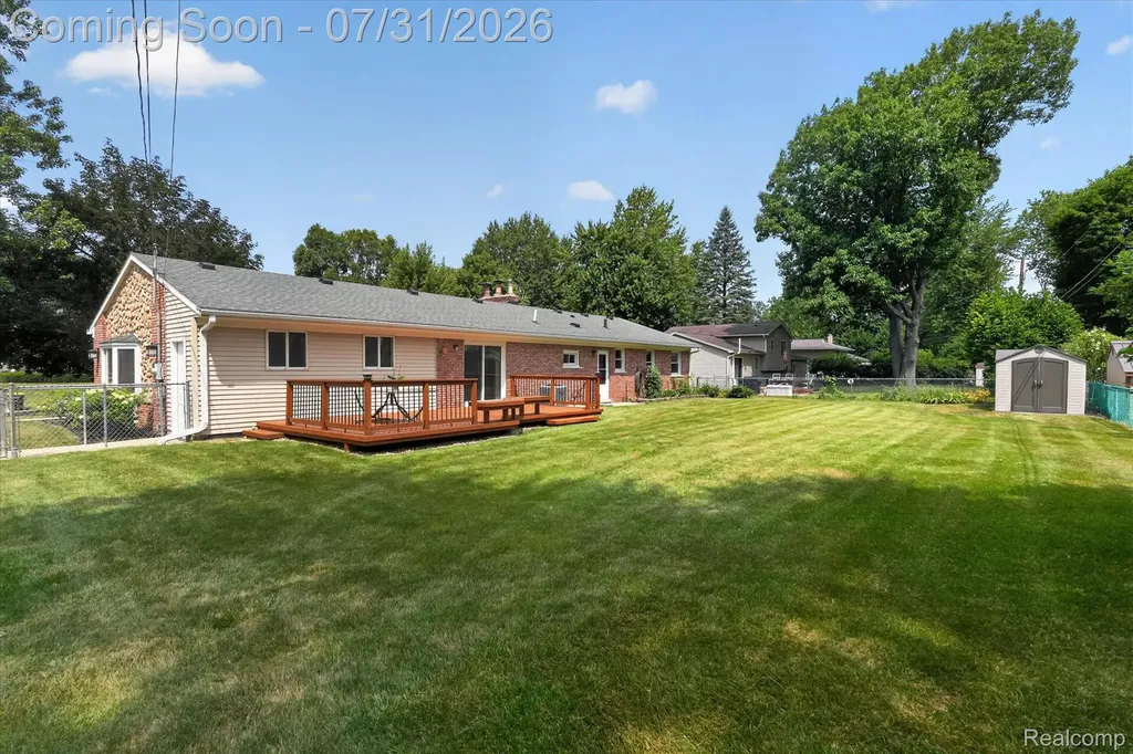25650 Glamorgan Novi City MI 48374