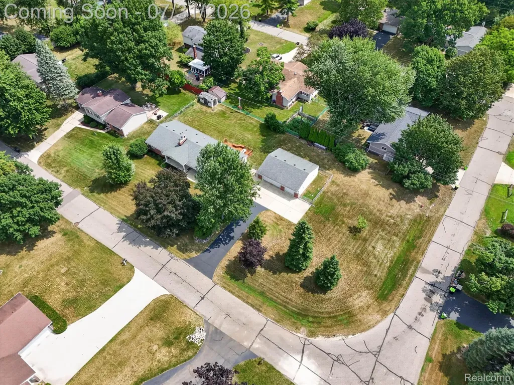 25650 Glamorgan Novi City MI 48374