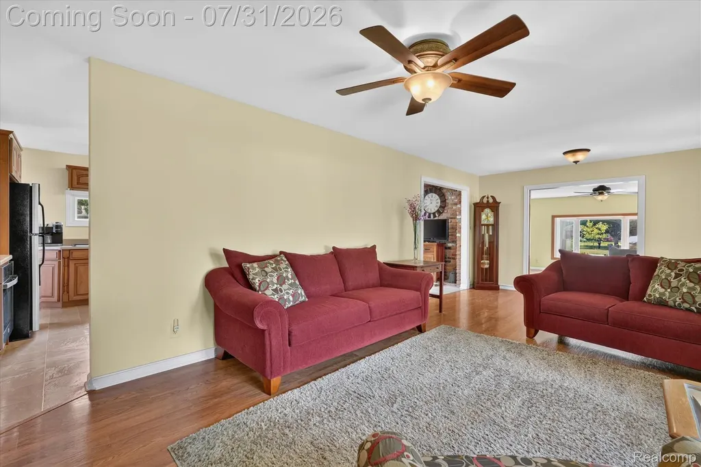25650 Glamorgan Novi City MI 48374