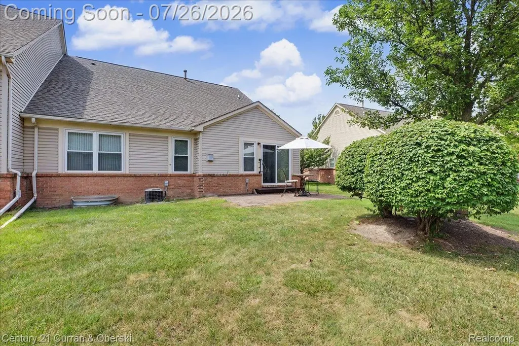 5517 Elmhurst Drive Trenton City MI 48183