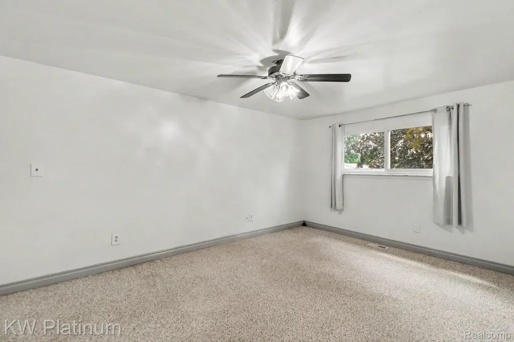 32369 Norwich Court Fraser City MI 48026