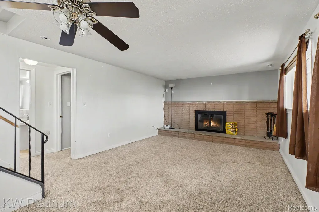 32369 Norwich Court Fraser City MI 48026