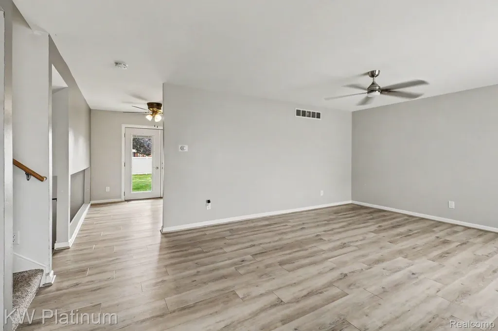 32369 Norwich Court Fraser City MI 48026