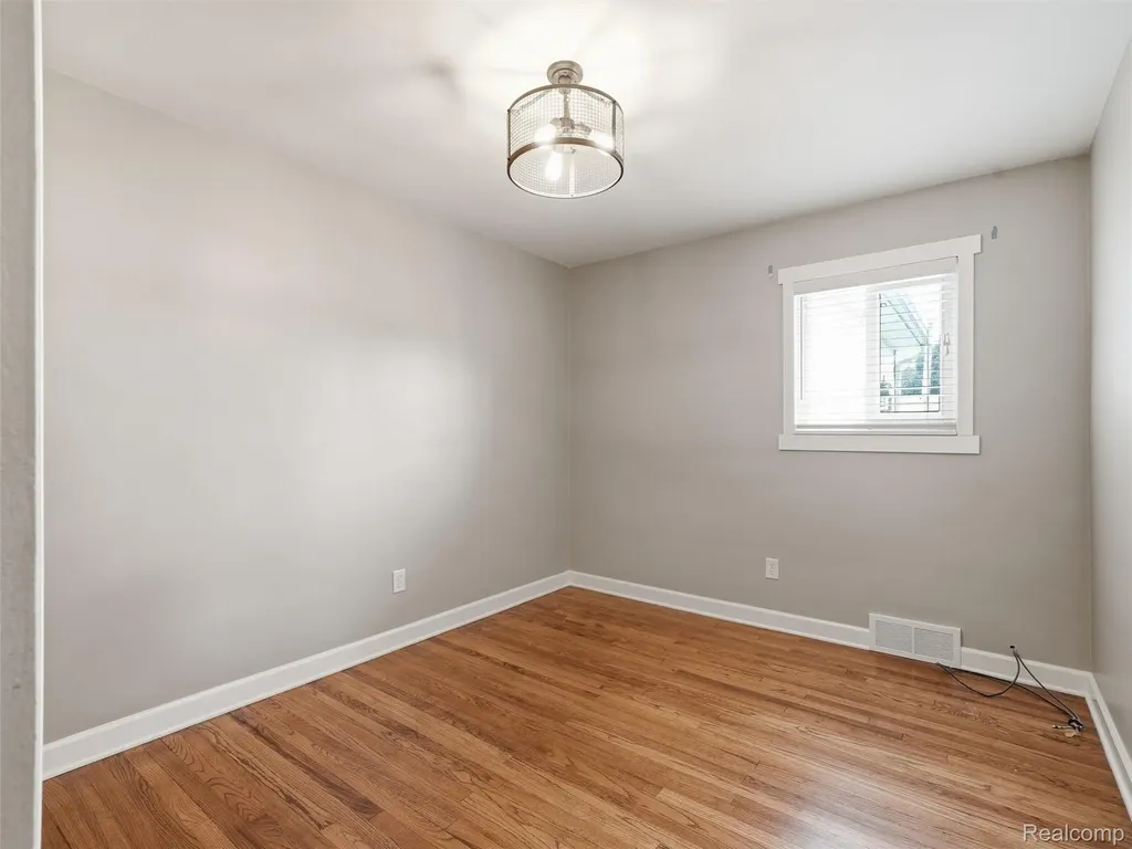 3170 Maxwell Street Trenton City MI 48183