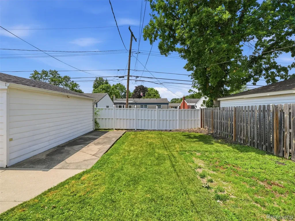 3170 Maxwell Street Trenton City MI 48183