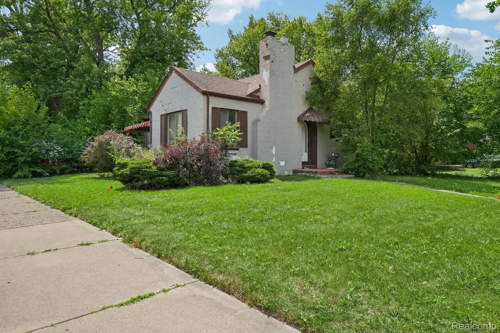 15906 Collingham Drive Detroit City MI 48205