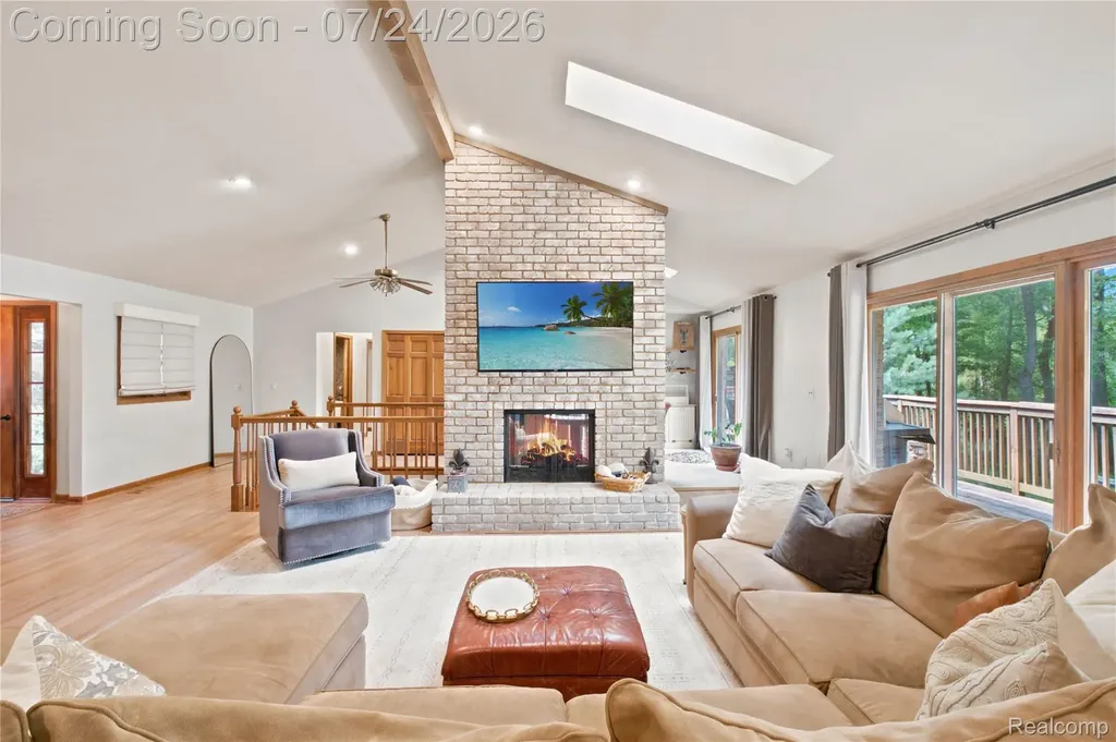377 Ridgemont Road Addison Township MI 48370