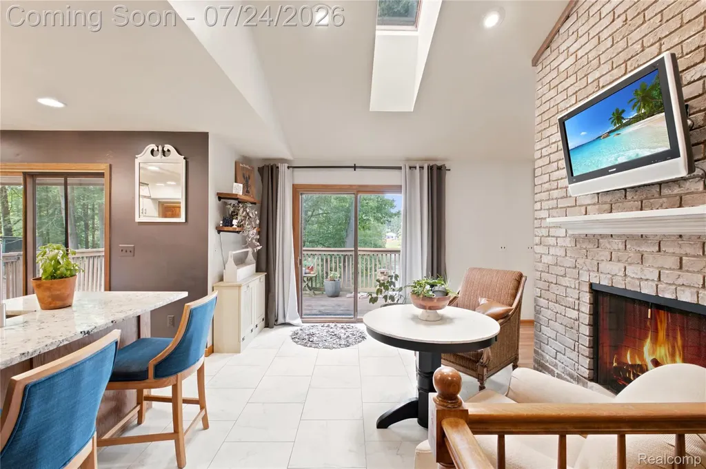 377 Ridgemont Road Addison Township MI 48370