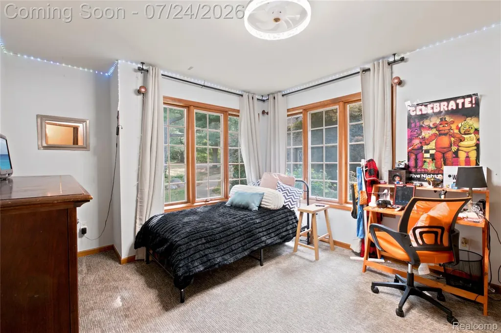 377 Ridgemont Road Addison Township MI 48370
