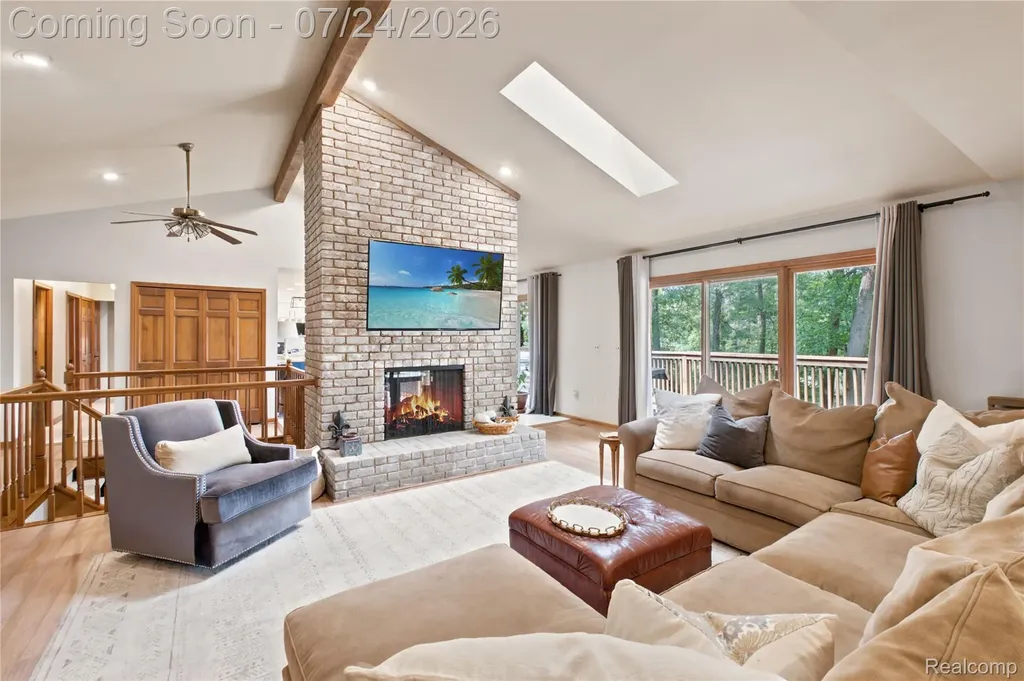 377 Ridgemont Road Addison Township MI 48370