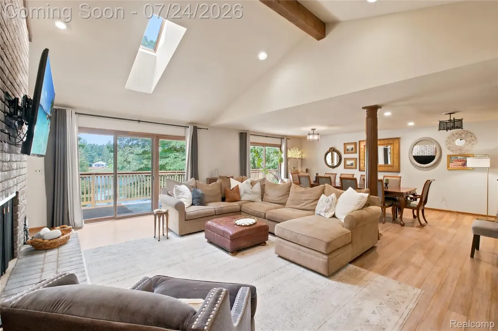 377 Ridgemont Road Addison Township MI 48370
