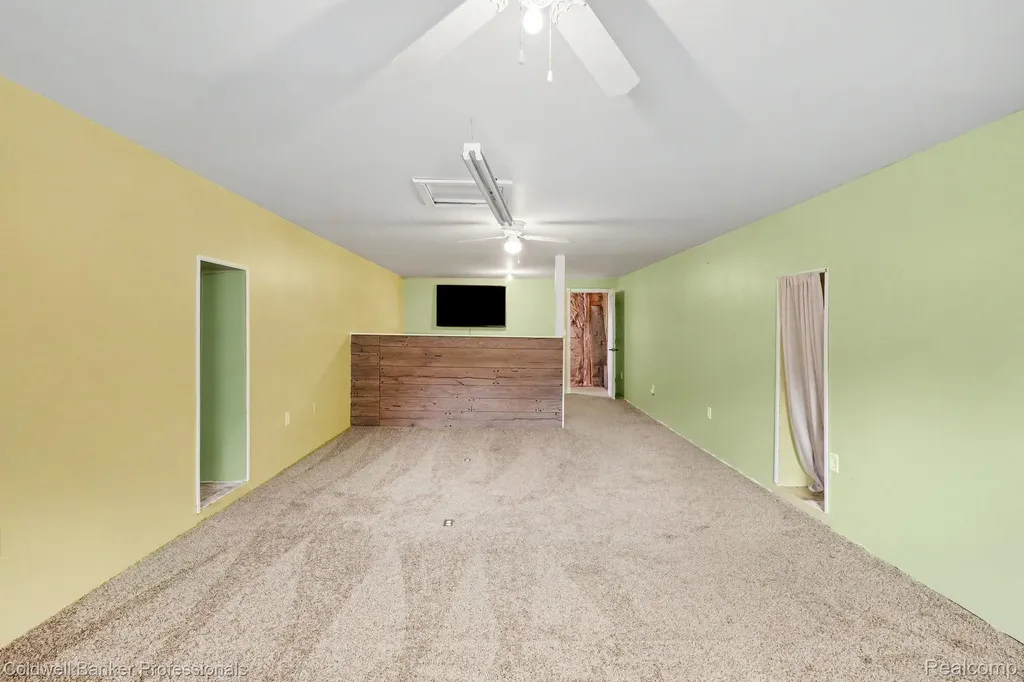 10143 N Bray Road Thetford Township MI 48420