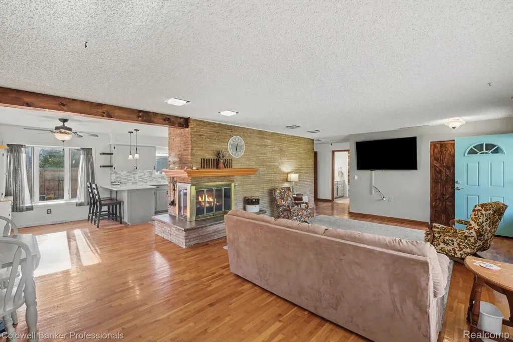 10143 N Bray Road Thetford Township MI 48420