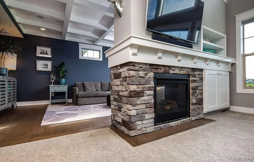 2751 Carnoustie Drive Lansing City MI 48864