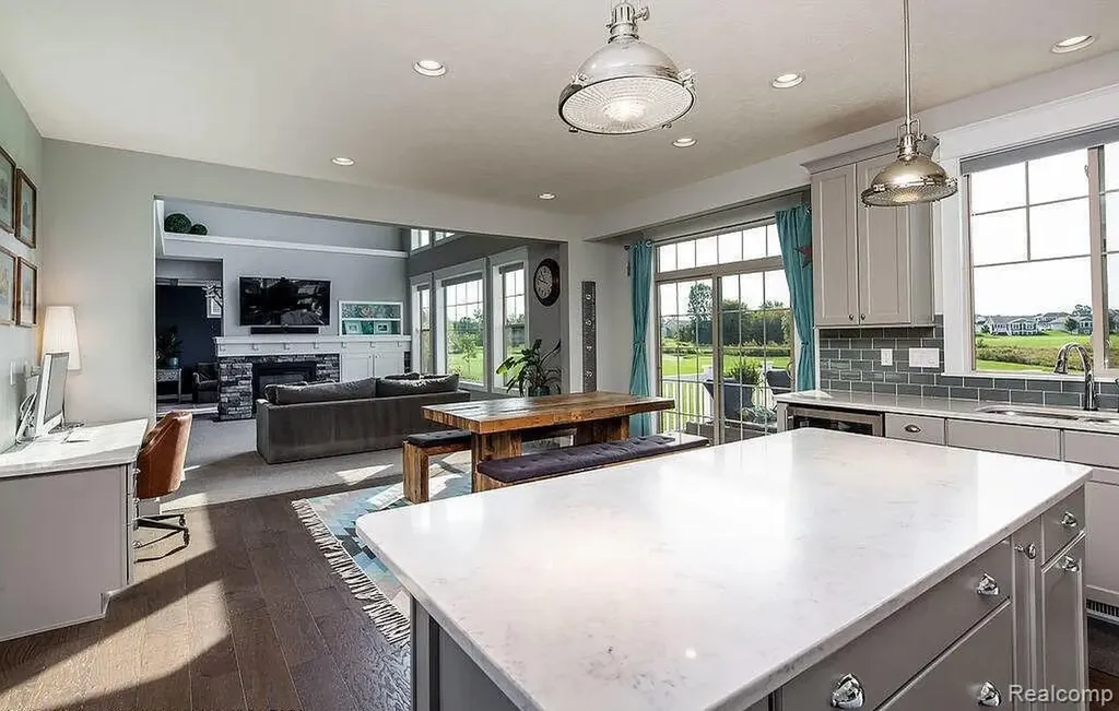 2751 Carnoustie Drive Lansing City MI 48864