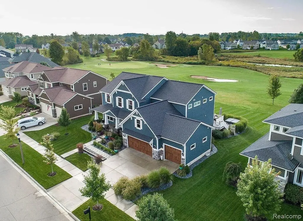 2751 Carnoustie Drive Lansing City MI 48864