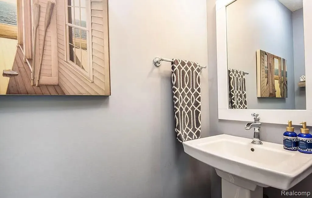 2751 Carnoustie Drive Lansing City MI 48864