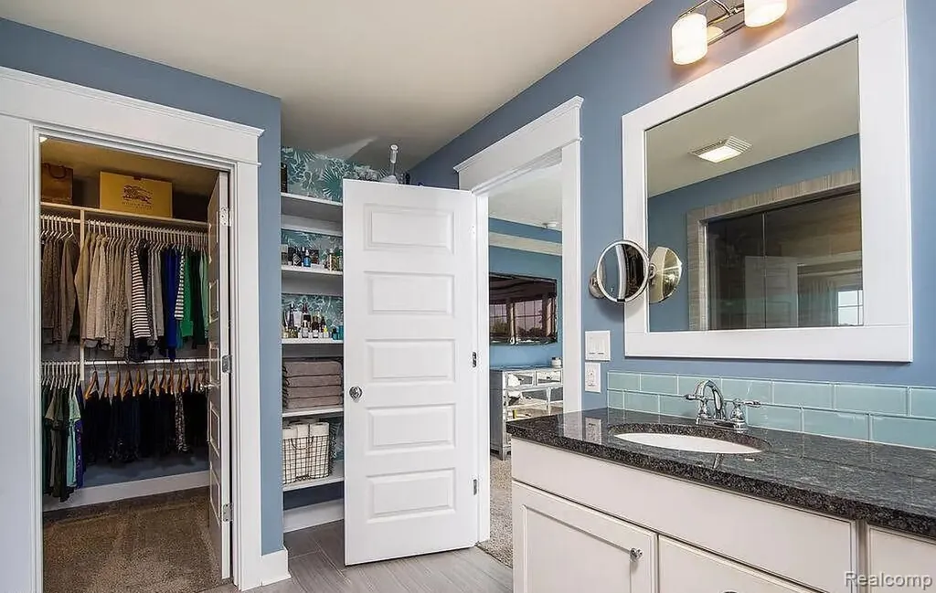2751 Carnoustie Drive Lansing City MI 48864