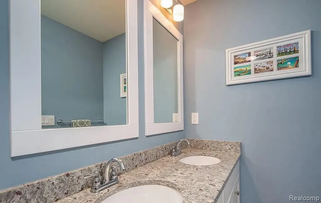 2751 Carnoustie Drive Lansing City MI 48864