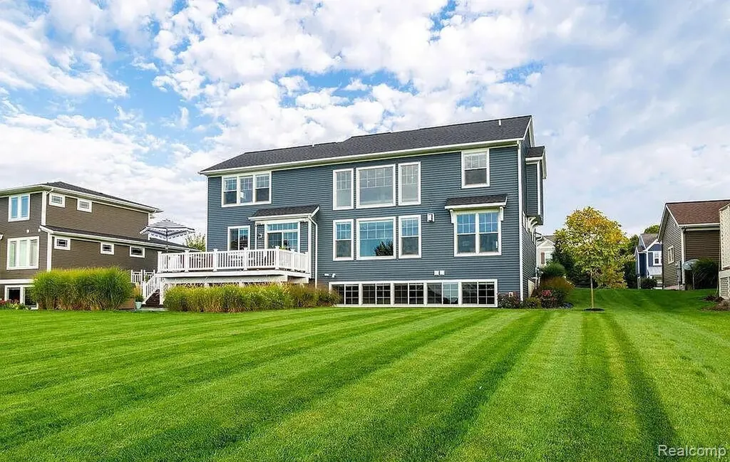 2751 Carnoustie Drive Lansing City MI 48864