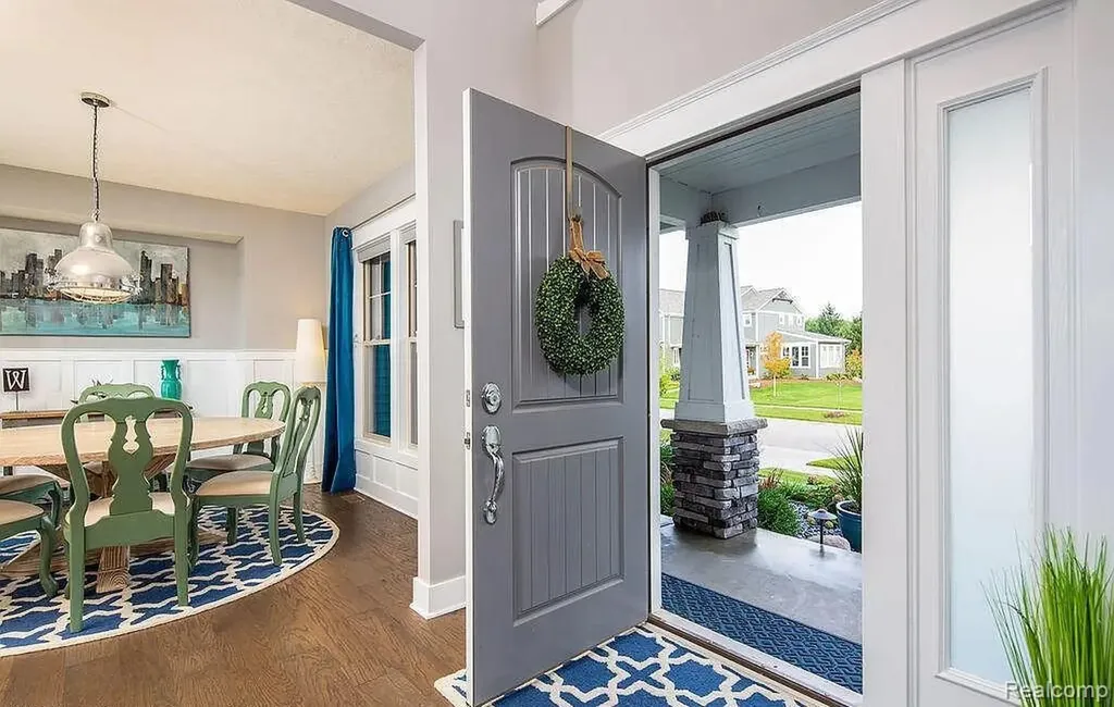 2751 Carnoustie Drive Lansing City MI 48864