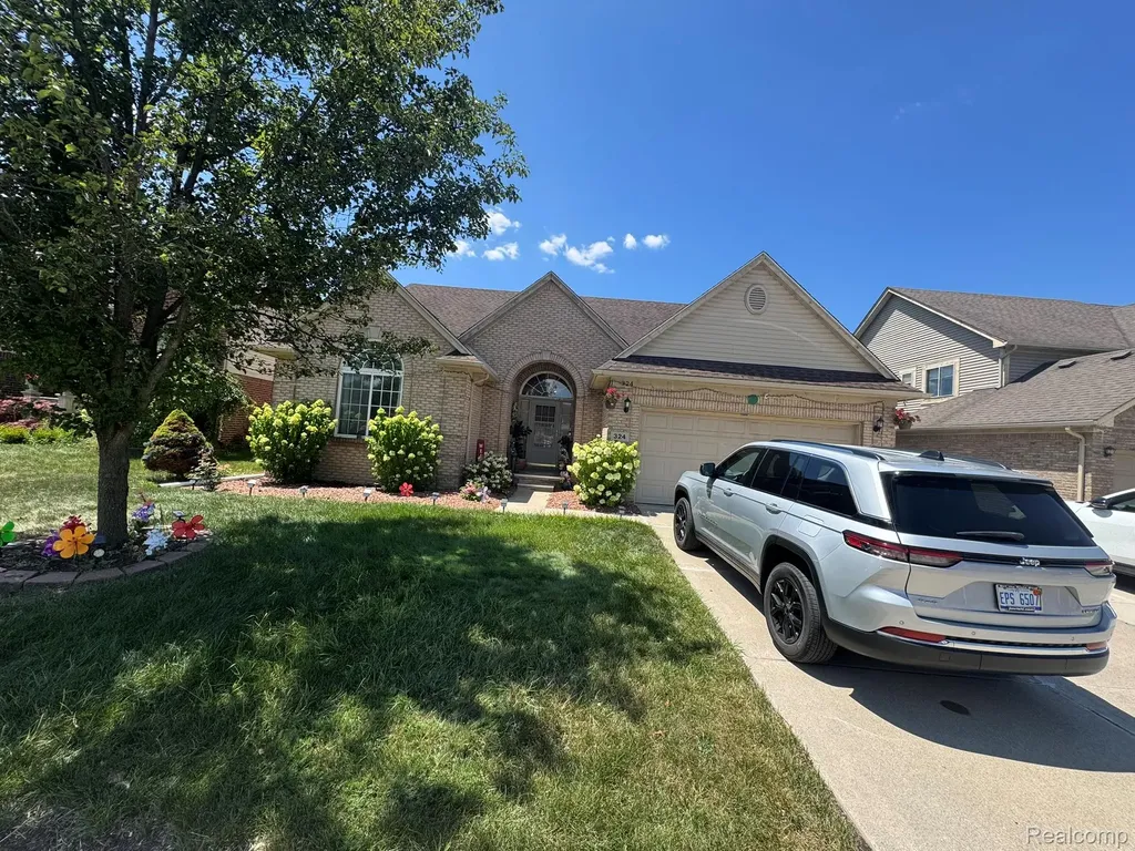 324 Cherry Lane Inkster City MI 48141