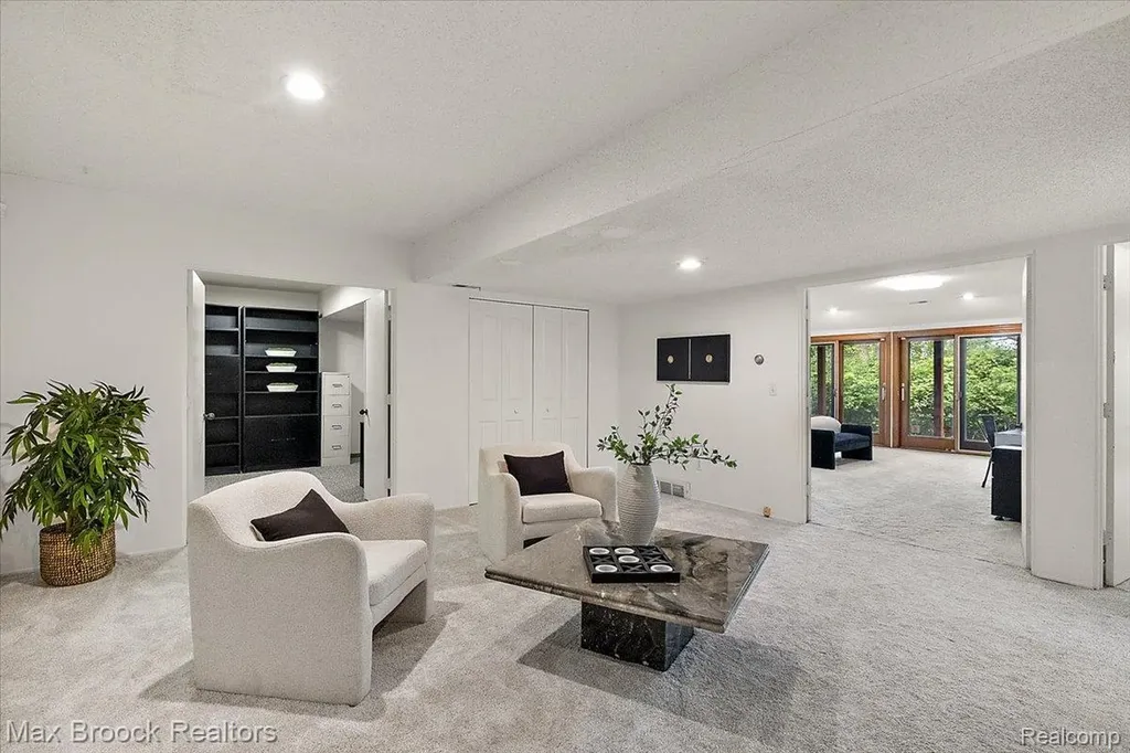 1808 Moors Court Bloomfield Hills City MI 48302