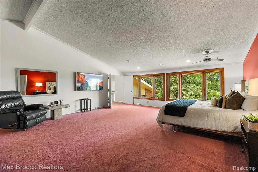 1808 Moors Court Bloomfield Hills City MI 48302