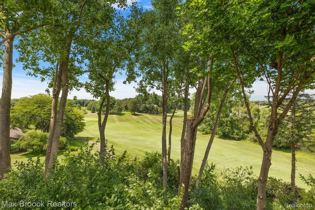1808 Moors Court Bloomfield Hills City MI 48302