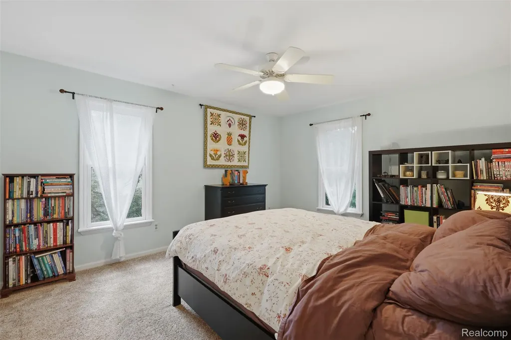 836 Alpine Trail Fenton City MI 48430