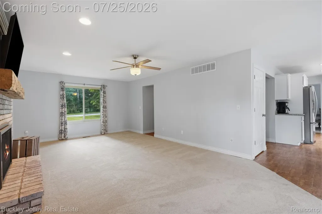 4851 Canyon Oaks Drive Brighton Township MI 48114