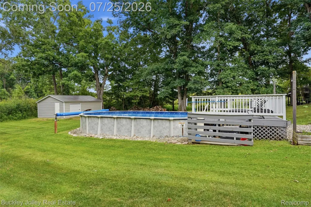 4851 Canyon Oaks Drive Brighton Township MI 48114