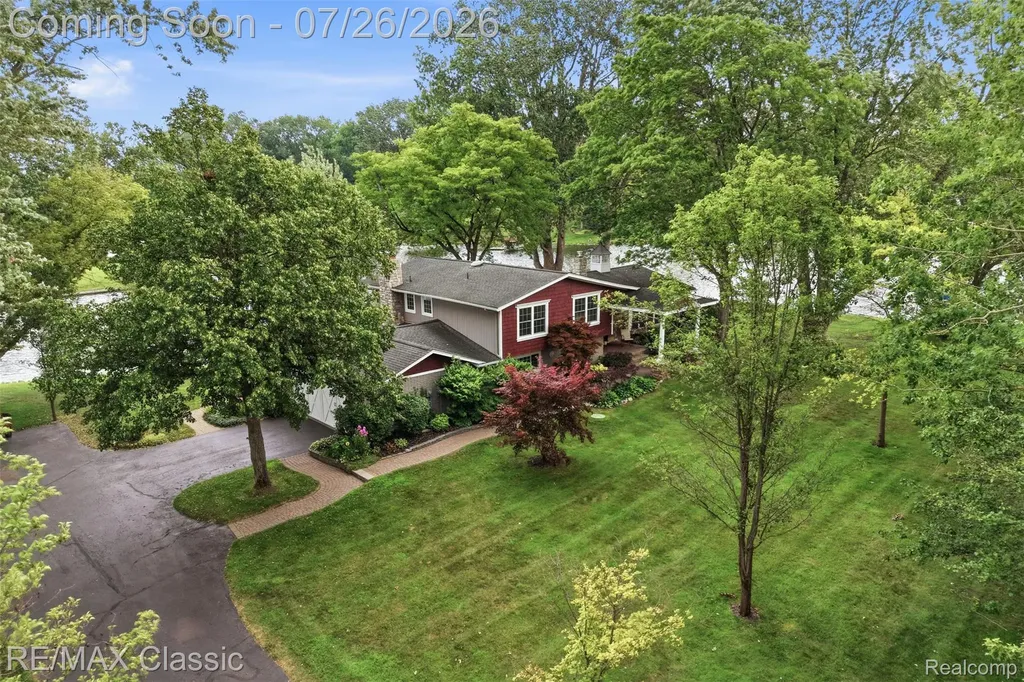 3500 Raftwood Drive Commerce Charter Township MI 48382