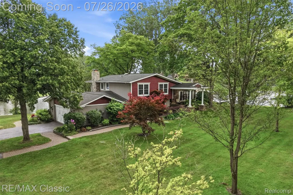 3500 Raftwood Drive Commerce Charter Township MI 48382